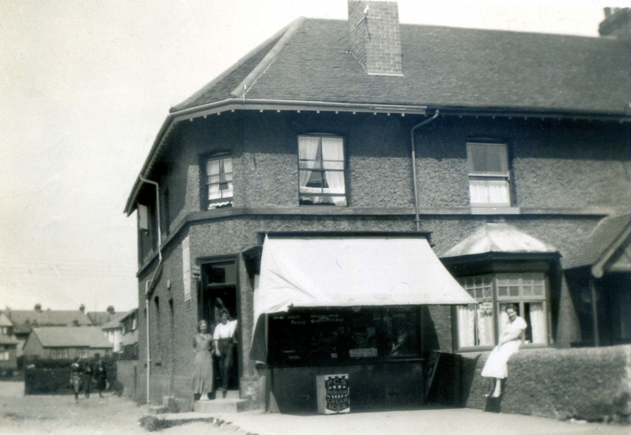 Shop at 29 South Cliff Road Withernsea