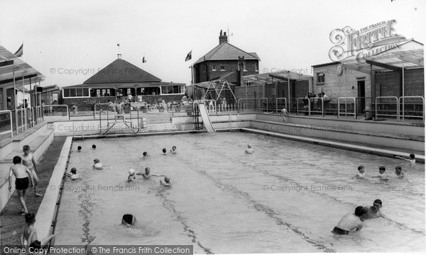 Photo of Withernsea, Swimming Pool c1965, ref. W177062